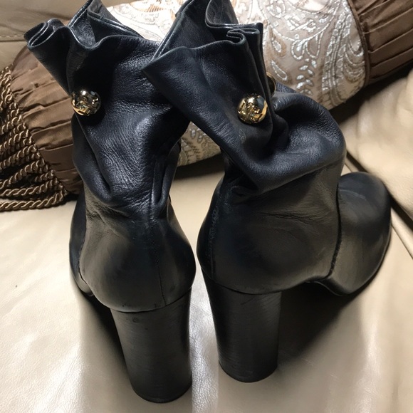 Authentic Tory boots - Picture 3 of 4